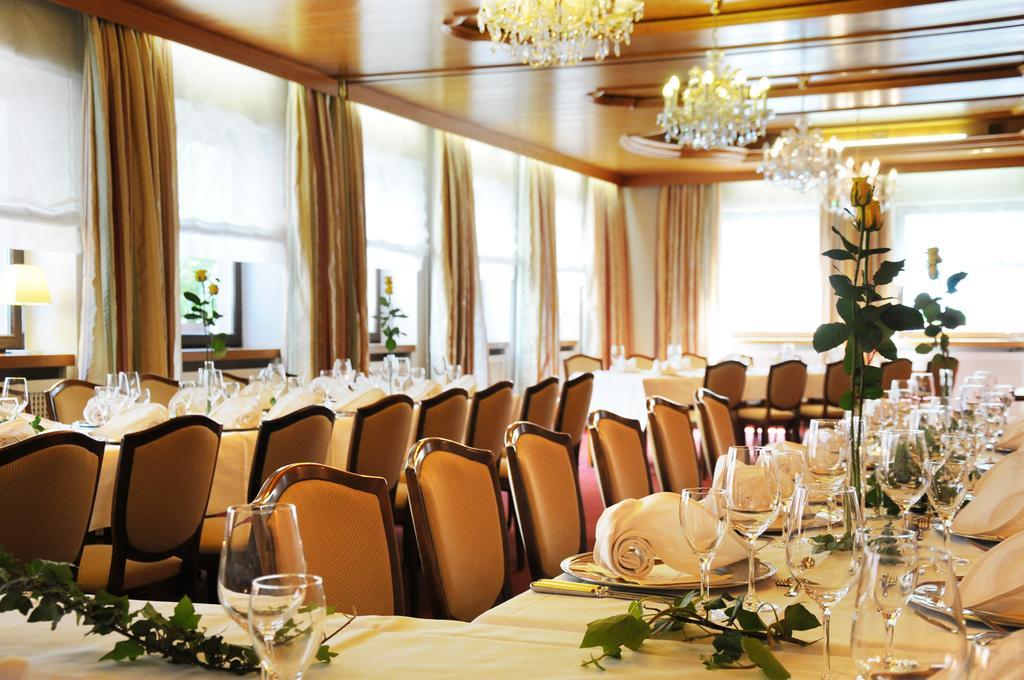 Hotel - Restaurant Erich Roediger Bad Staffelstein Exterior foto